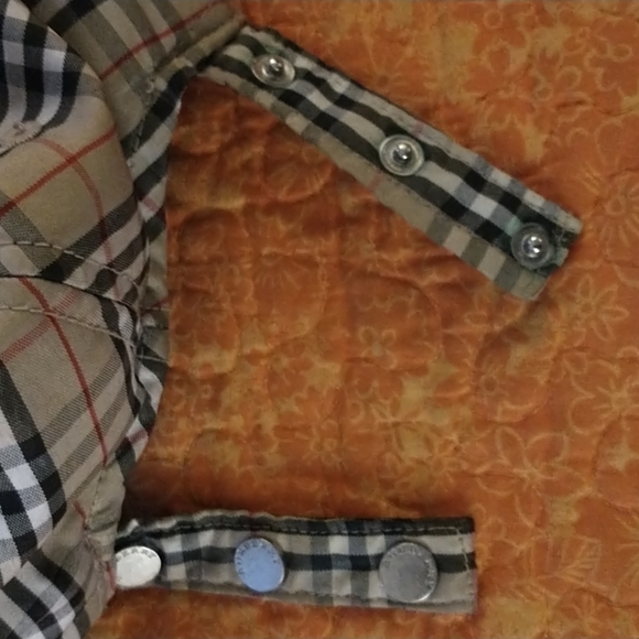 AUTHENTIC  Burberry Cap/ Free Bonus Leggings. - Picture 16 of 16